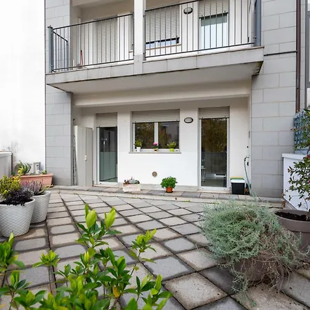 Myhomegallarate Appartement *